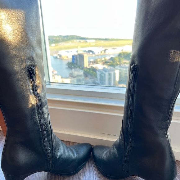 Stuart Weitzman Over-the-knee high boots - Picture 7 of 14